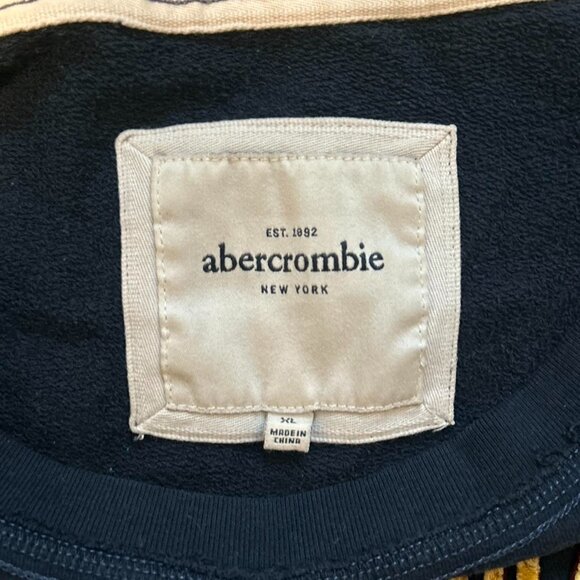 Abercrombie & Fitch Women's Navy and Blue Sweatshirt - Picture 3 of 3